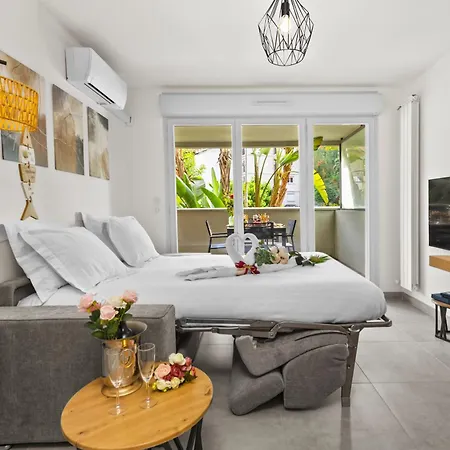 Saphir - Superbe 2 Pieces -piscine - Parking - A 1 Minute Appartement Roquebrune-Cap-Martin