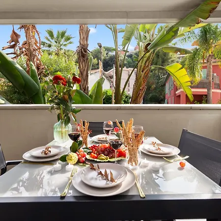 Appartement Saphir - Superbe 2 Pieces -piscine - Parking - A 1 Minute Roquebrune-Cap-Martin